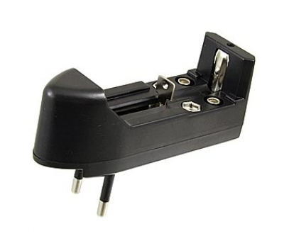 Зарядное устройство: Charger 18650/14500/16340/123A/9V Зарядное устройство: Charger 18650/14500/16340/123A/9V